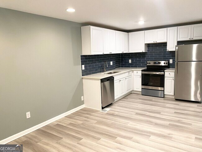 Photo - 1891 Tremont Dr NW Unit #3