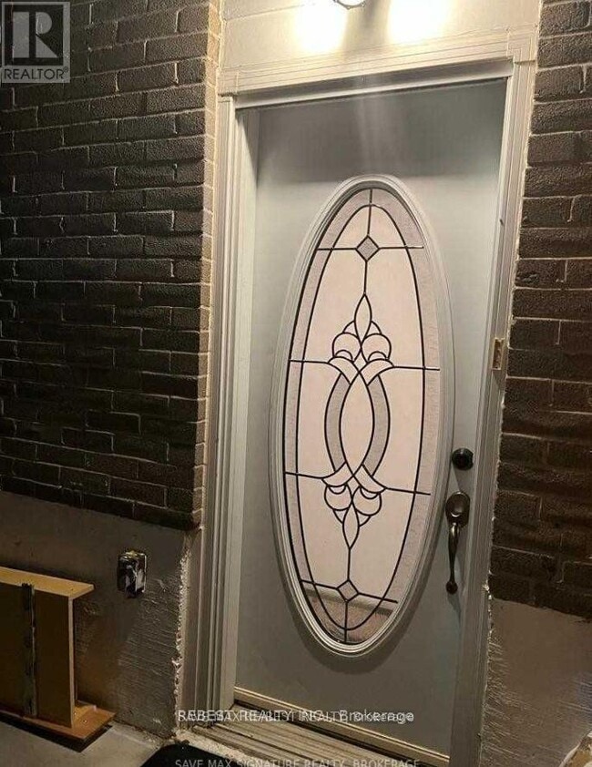 Photo - 18 Finsbury Dr