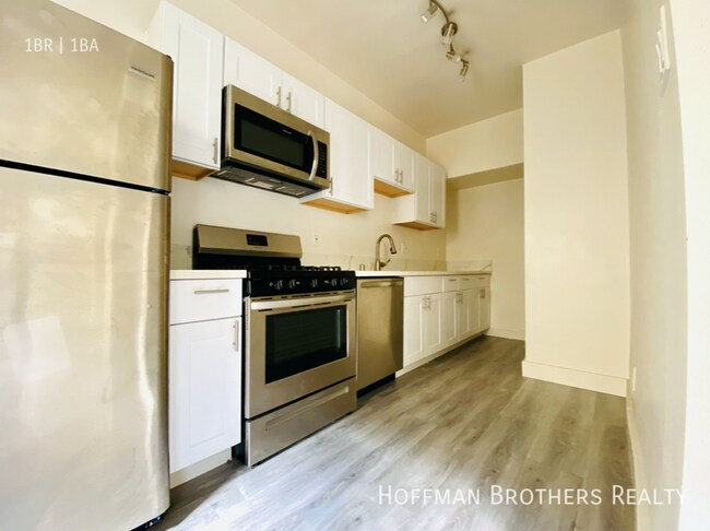 Photo - 1623 N Mariposa Ave Los Angeles, CA 90027 Unit 301