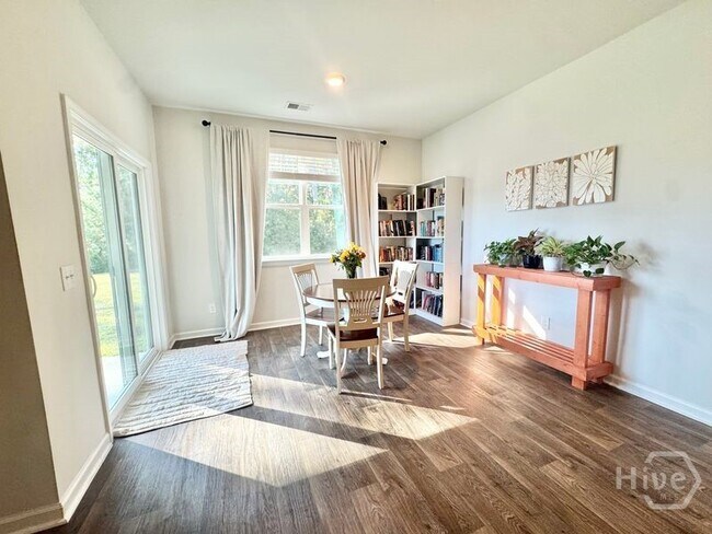 Photo - 3 Heavener Rd