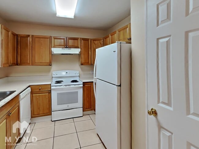 Photo - 1942 Peoria St