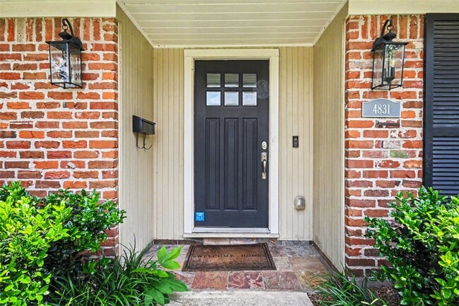 Photo - 4831 Stillbrooke Dr