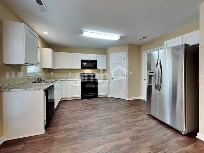 Photo - 4701 Clarkson Rd