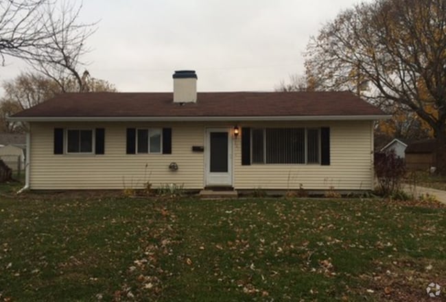 Building Photo - 627 Melrose Dr Rental