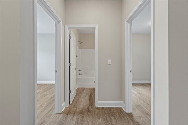 Photo - 1466 Summergate Dr