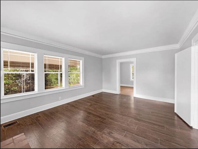 Photo - 2794 Lake Harbin Rd