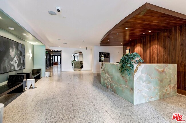 Photo - 10777 Wilshire Blvd Unidad 409