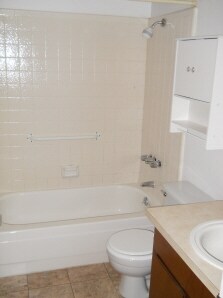 Bathroom - Carmelita Apartments