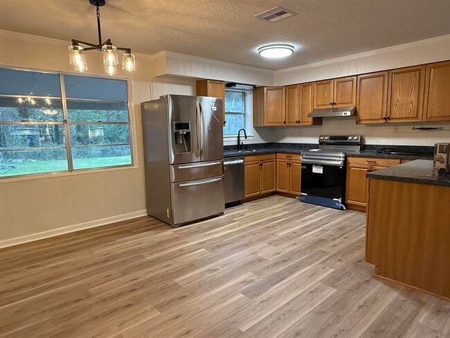 Photo - 917 W Wildwood Dr