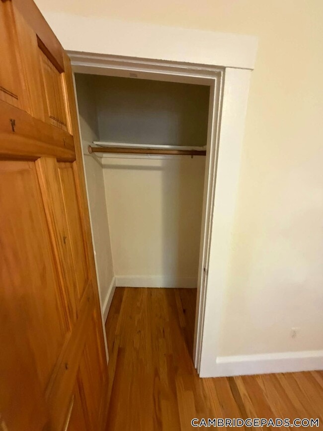 17 Bay St Unit 1R