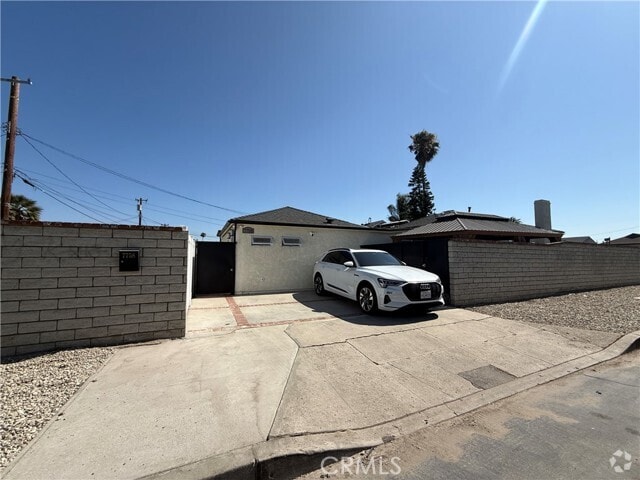 Building Photo - 7758 Fair Ave Rental