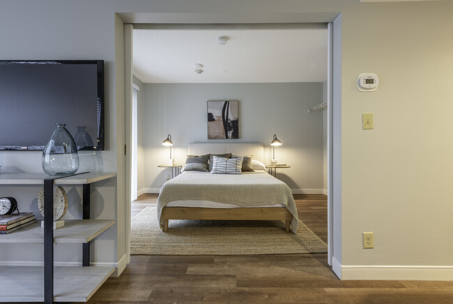 1 Bedroom - The Landing at 1775 Andover St. Rental