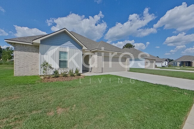 Photo - 115 Rainfall Ln