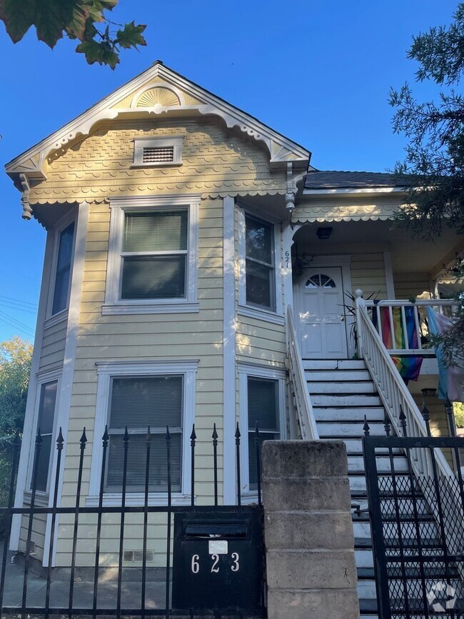 Building Photo - 19thStreetDUPLEX Unit 623 Rental