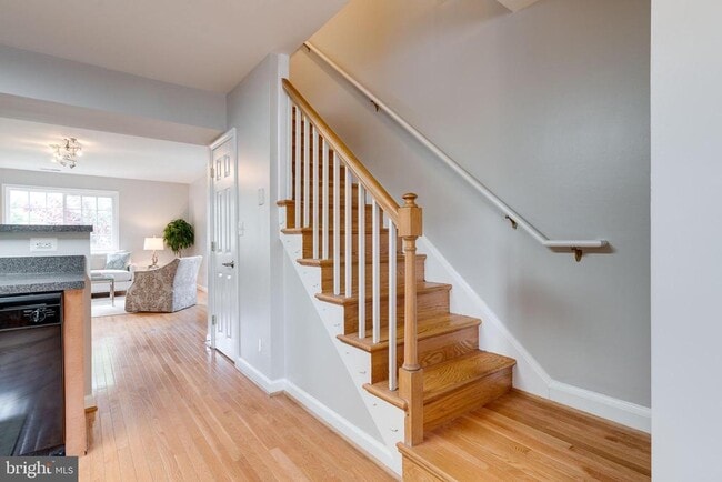Photo - 1617 N Van Dorn St Townhome