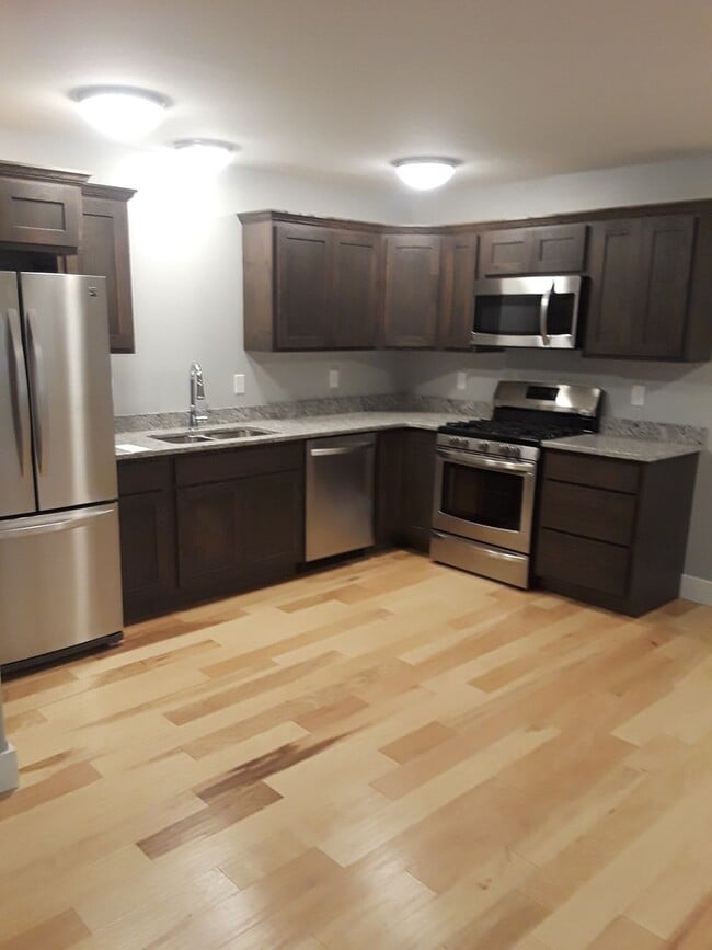 Photo - 2928 Warbler Way Unit B