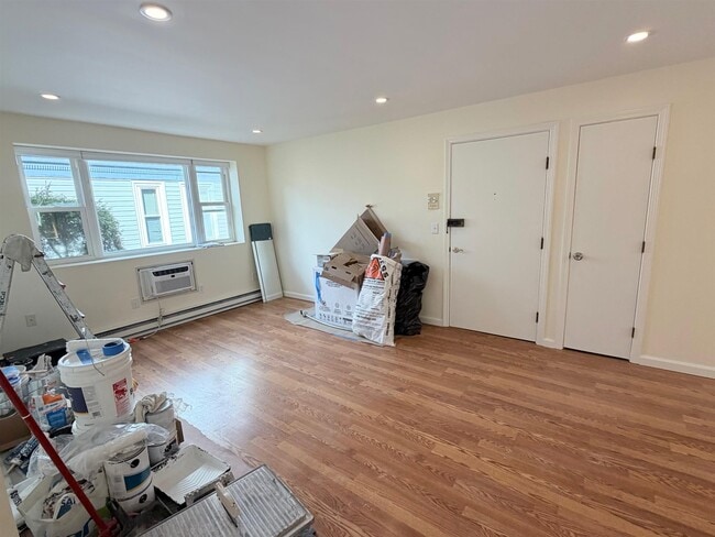 Photo - 108 Trowbridge St Unit 3