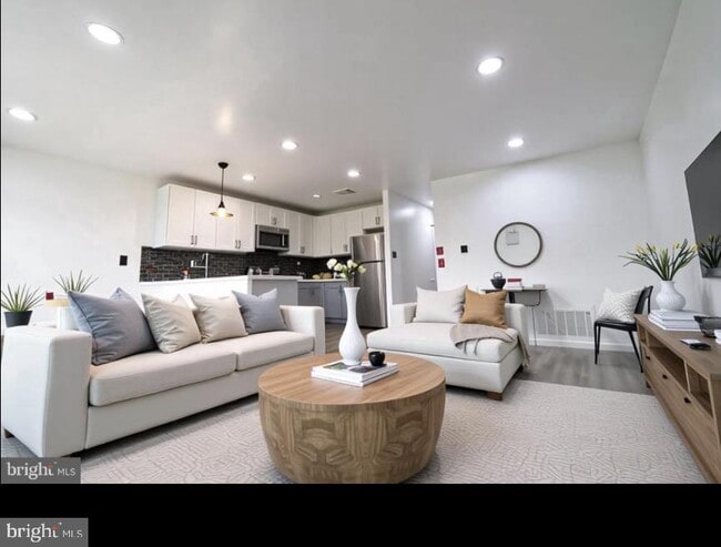 Photo - 511 Corinthian Ave