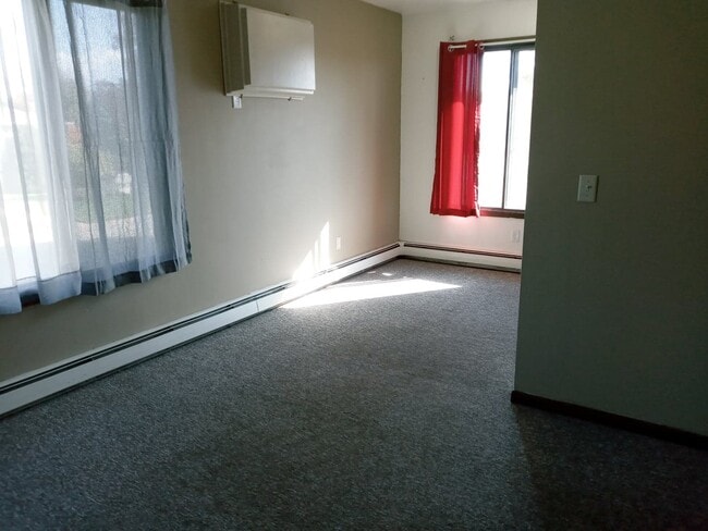 Photo - 2766 N Robinson Dr Unit #4