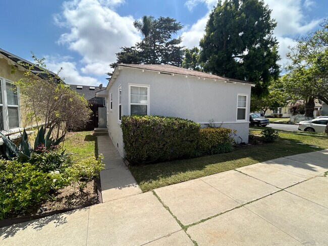 10574 Ayres Ave Unit prime westside hidden gem