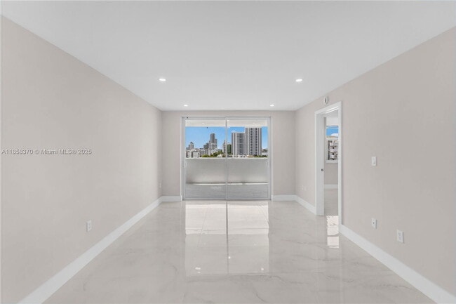 Photo - 1331 Lincoln Rd