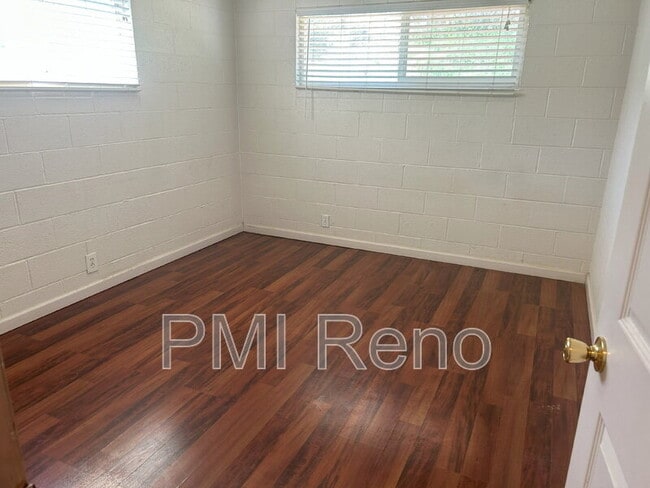 Photo - 2075 Patton Dr Unidad Apt E