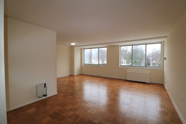 Photo - 2/2 Gem in Grosvenor Park! Unit 406