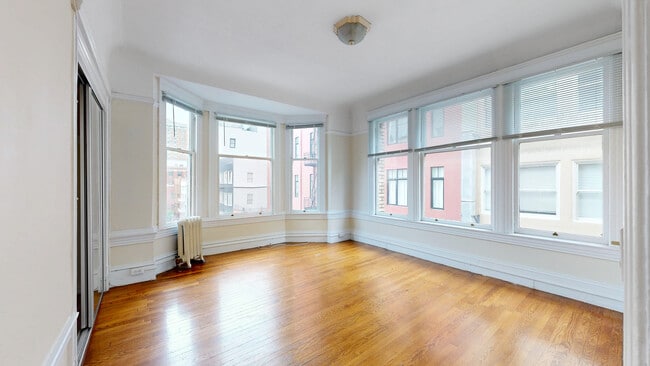 Building Photo - 720 Jones St Unit 44