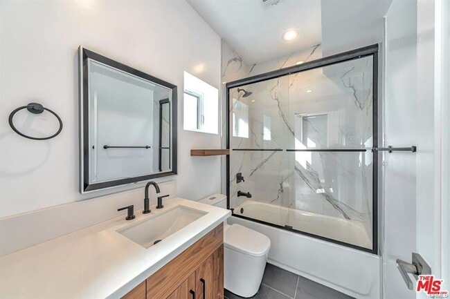 Photo - 3141 S Halm Ave