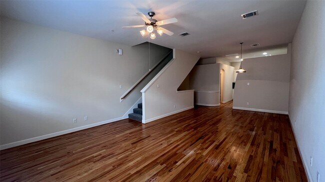 Photo - 2710 Hullsmith Dr