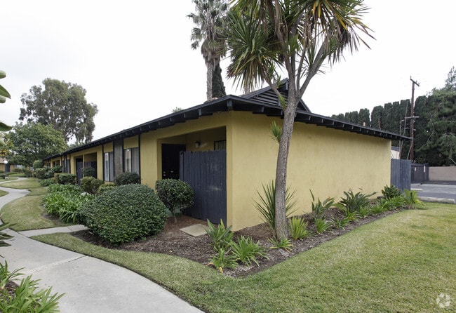 Sandalwood Cottages