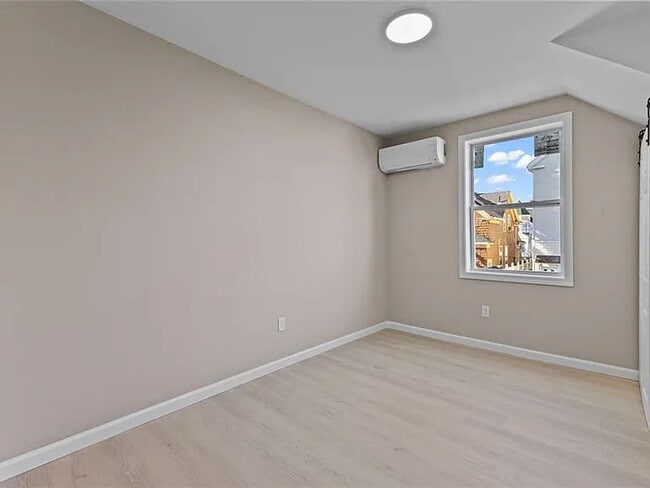 Photo - 265 California Ave Unit 265