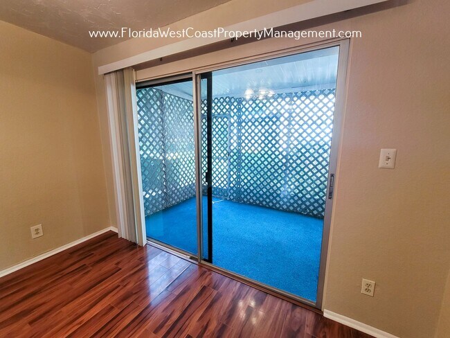 Photo - 3 BED/ 2.5 BATH CONDO-TOWNHOME- Fairway Oaks Sarasota