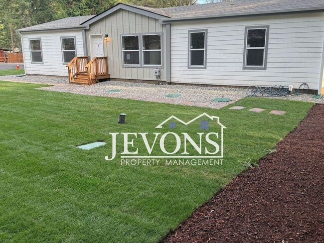 Building Photo - Charming Maple Valley Home on a Quiet Residential Street