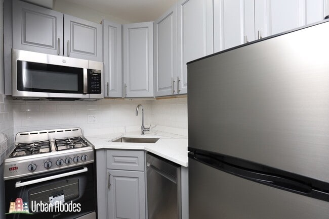 Photo - 515 W Belmont Ave Unit A09C