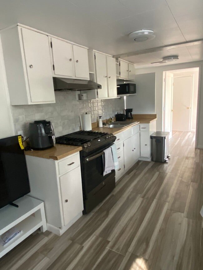 Kitchen - 675 Utica St Unit Basement