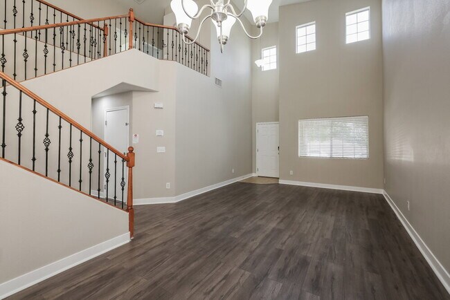 Photo - 425 Orchid Oasis Ave