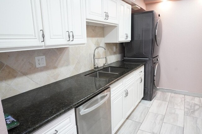 Photo - 10444 N 69th St Unit 107