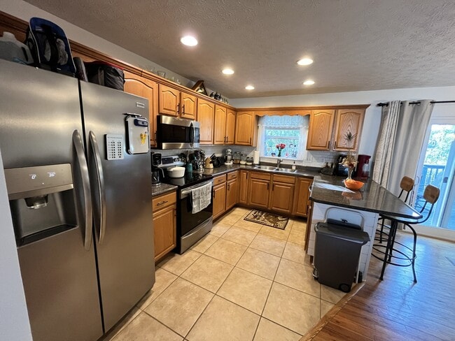Photo - 601 Princeton Dr
