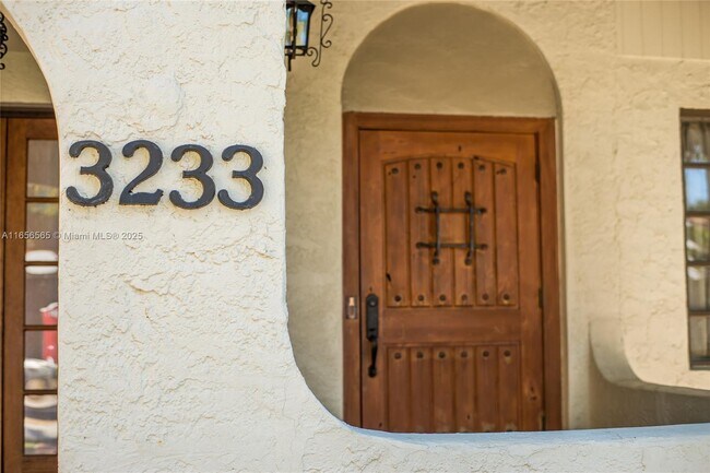 Photo - 3233 Crystal Ct