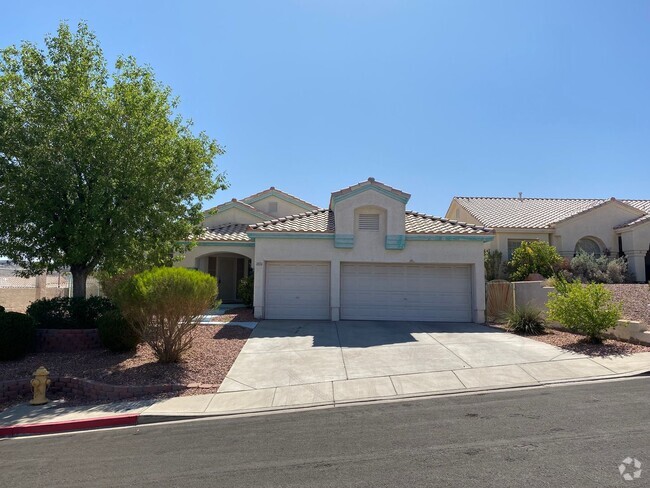 Building Photo - 4 bed/3 bath home located in Henderson