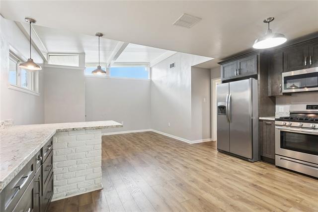 Photo - 1424 Hesper Ave