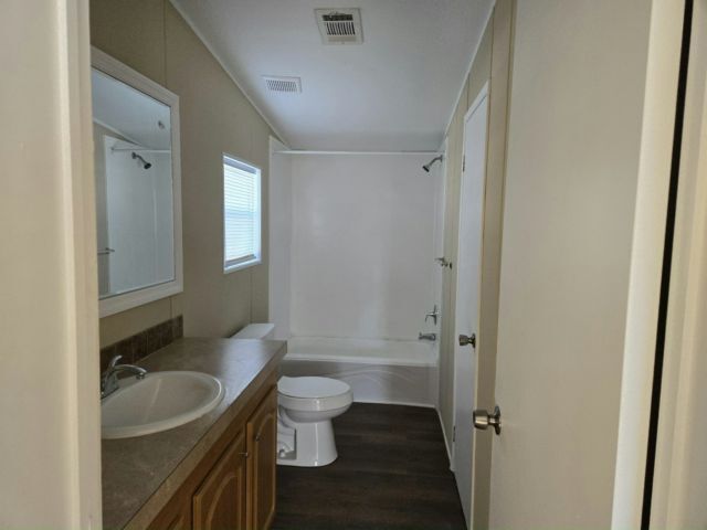 Photo - 1762 Tall Pine Cir