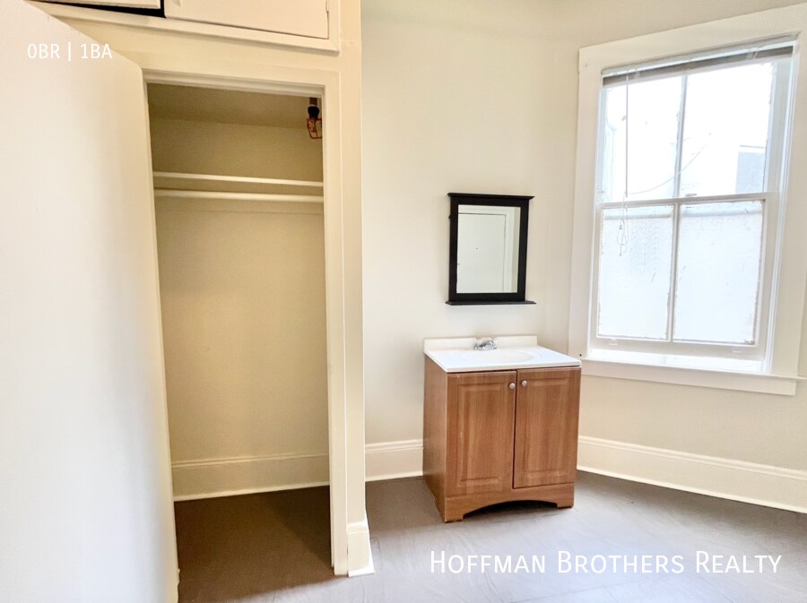 Photo - 124 Waverly Pl Unit 307