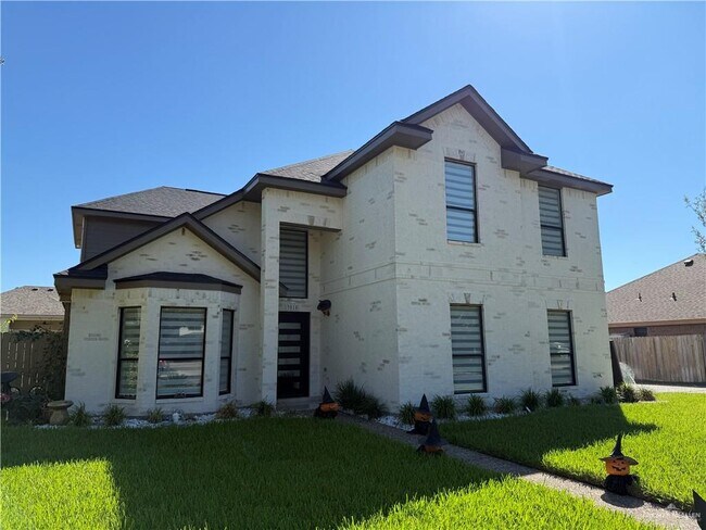 Photo - 35 Wisteria Dr