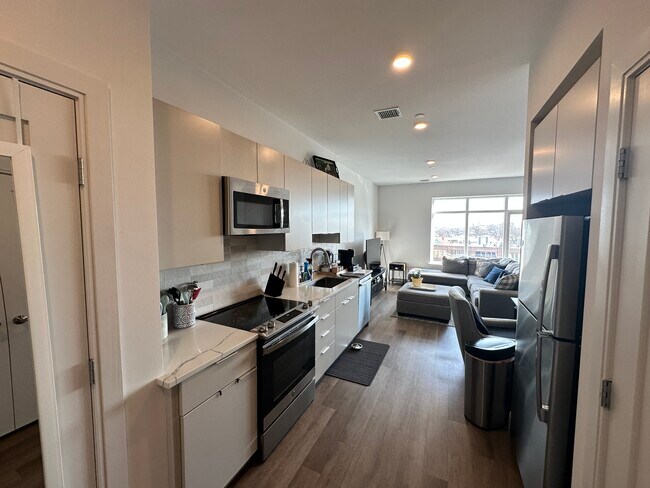 Photo - 951 Dorchester Ave