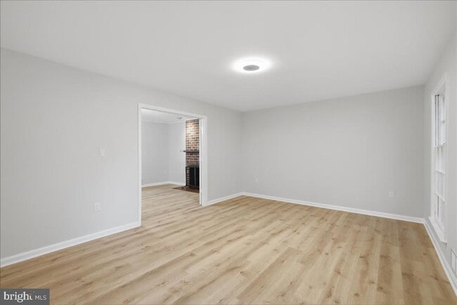 Photo - 4120 Nutwood Way