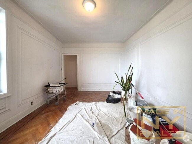 Building Photo - 1 bedroom in ASTORIA NY 11102 Unit 4K Rental