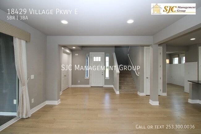 Photo - 18429 Village Pkwy E