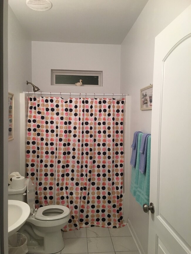 Photo - Great 3/2 Fully Furnished-TDY Welcome!!